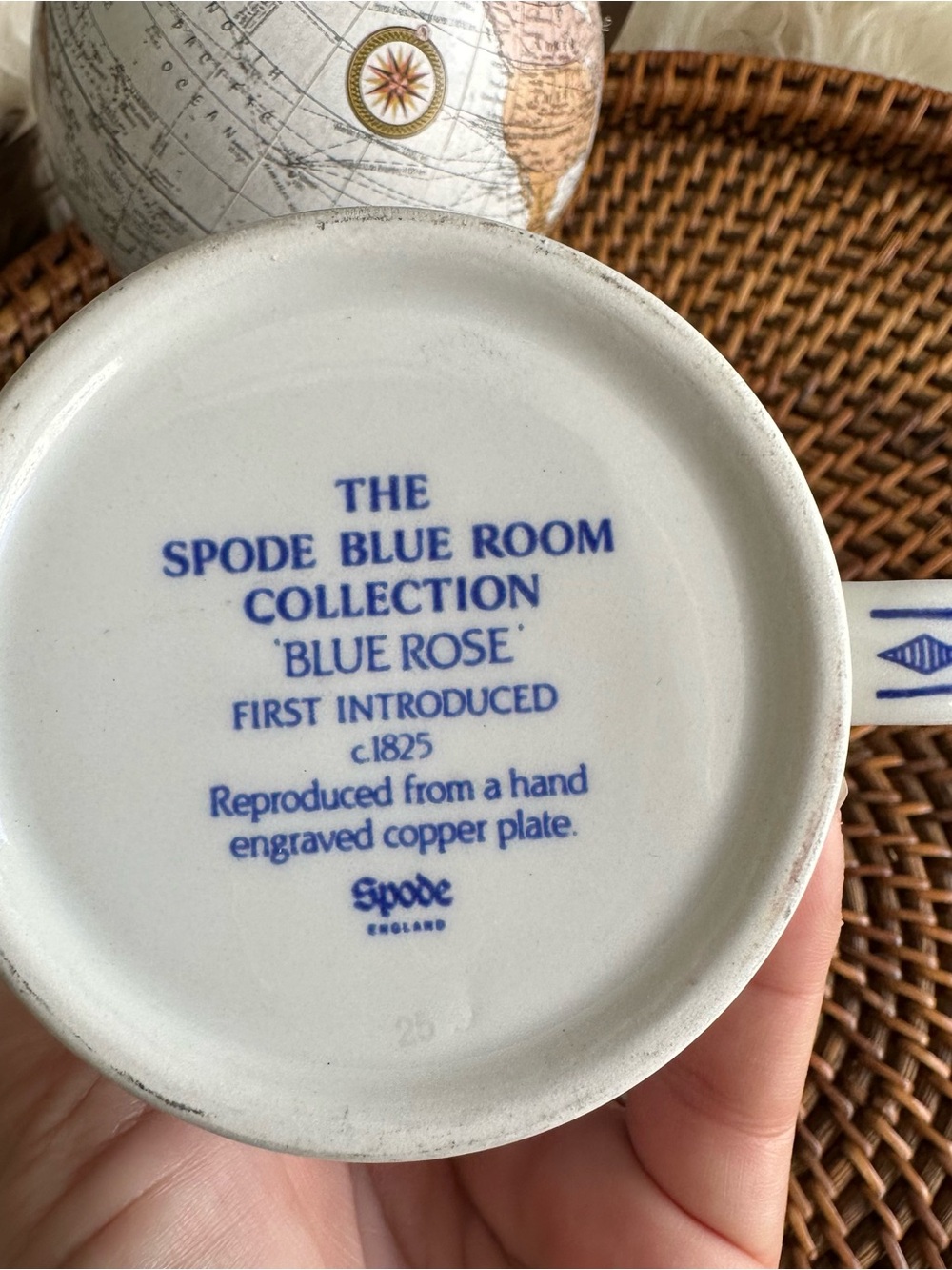 Spode “Blue Roses” Blue Collection Coffee Tea Mug - Picture 7 of 7